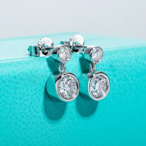 1.2cttw D Color Moissanite Drop Earrings