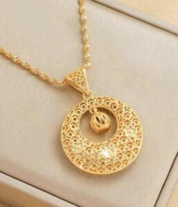 18K Gold necklace pendant