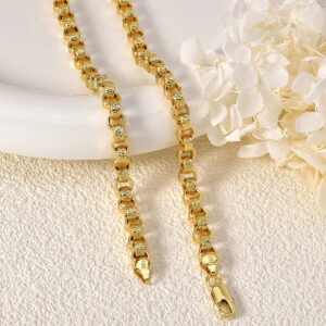 750 Italy stamped necklaces