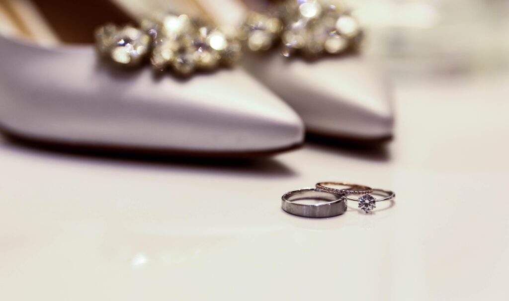 8minwoo shoe 2157153 1920